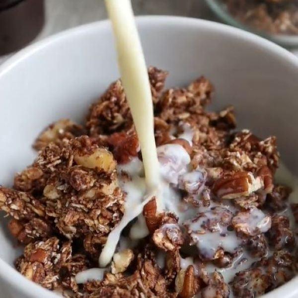 nutty chocolate granola
