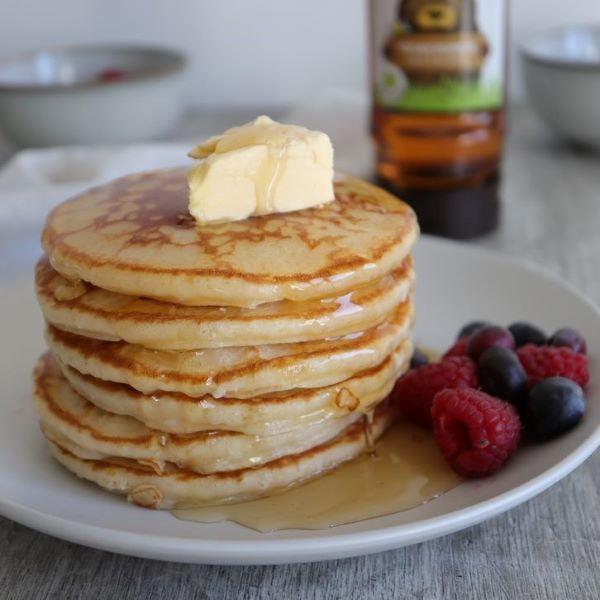 vegan honeee pancakes