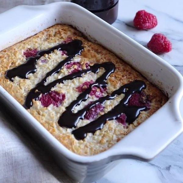 super raspberry baked oats
