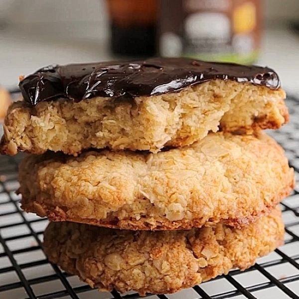 chocolate topped biscuit