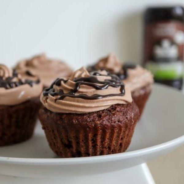 buttercream frosted cupcakes