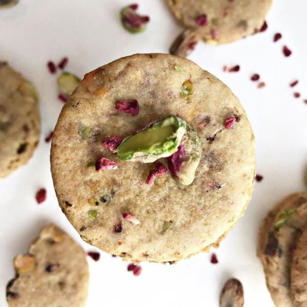 pistachio and raspberry biscuits